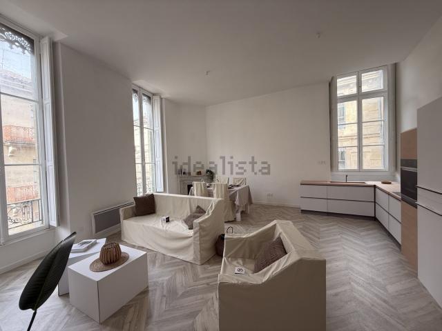 Appartement, Nîmes