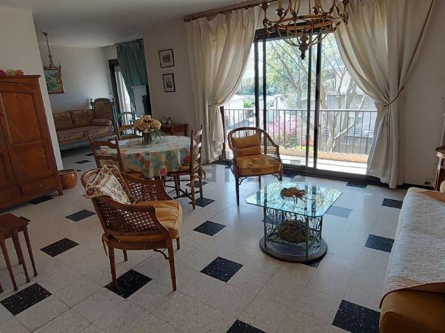 Appartement, Nîmes