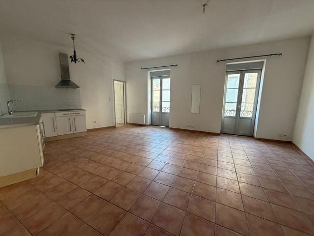 Appartement Nimes 2 piece s 52.98 m2