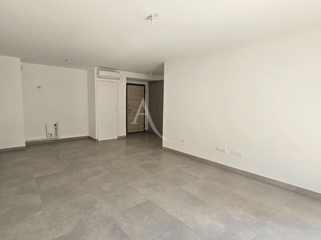 Appartement Nimes 3 pièces 67.60 m2