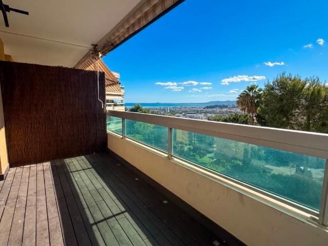 Appartement Nice Ouest Corniche Fleurie 3 pièces 65 m2 terrasse vue mer