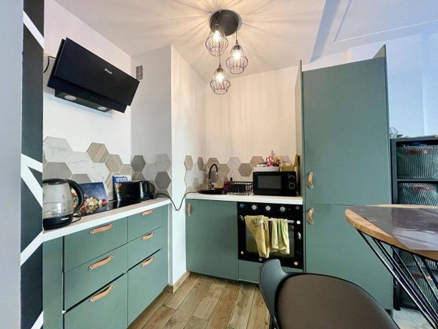 Appartement Nice 1 pièce s 28 m2