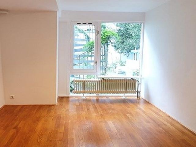 Appartement Nieuwe Uilenburgerstraat in Amsterdam