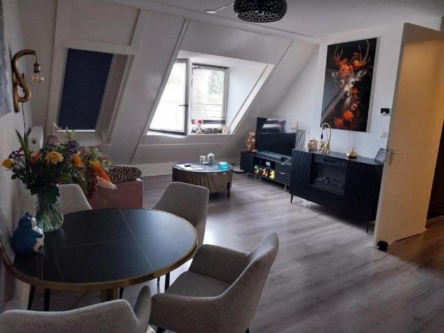 Appartement non meublé de 3 pièces avec balcon, Grote Kerkstraat, Raamsdonksveer