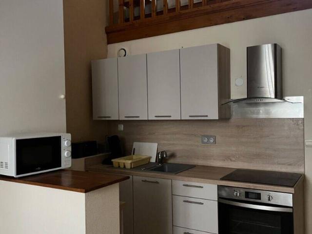 Appartement non meublé 3 pièces Rue du Pont