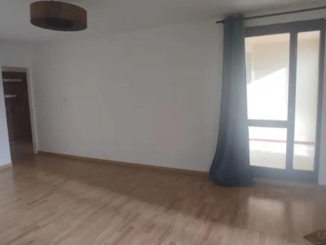 Appartement non meublé 74m2