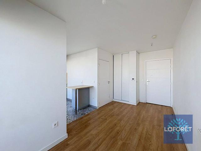 Appartement Noisy Le Grand 1 pièce s 20.74 m2