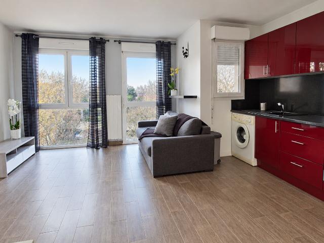 Appartement Noisy Le Grand 1 pièce s 30.55 m2