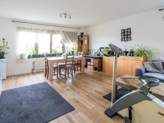 APPARTEMENT OP DE 1STE VERDIEPING
