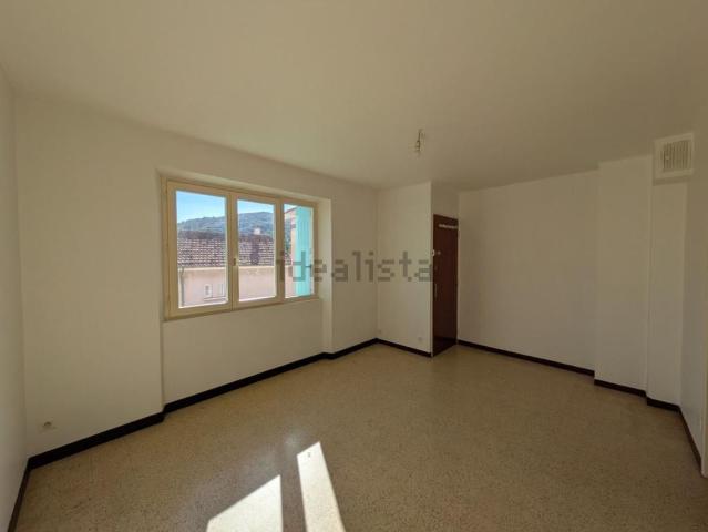 Appartement, Oraison