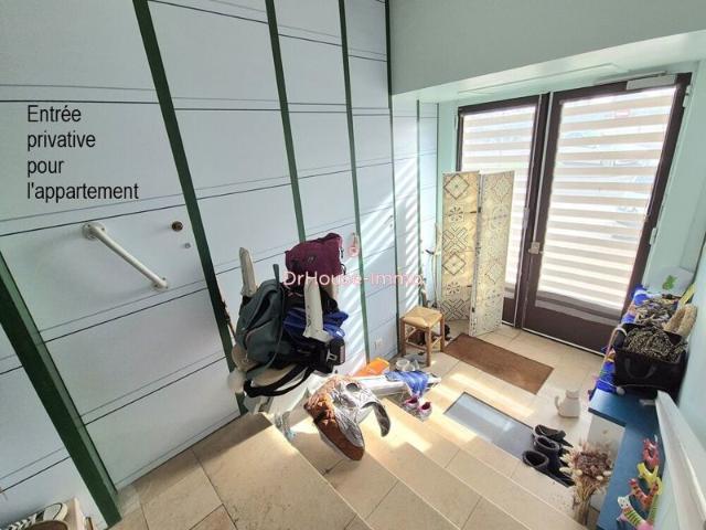 Appartement ou local professionnel 100m2 entré privative cave grenier
