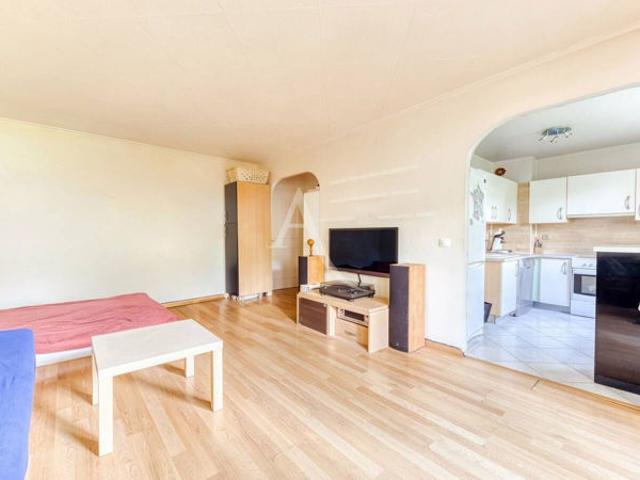 Appartement Ozoir La Ferriere 1 pièce s 30.7 m2