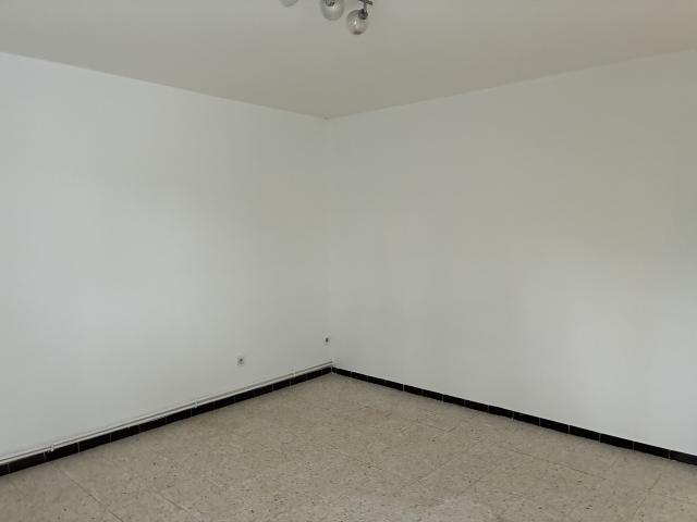 APPARTEMENT P2 avec 2 places de parking