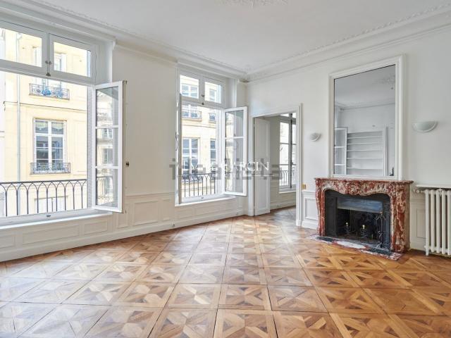 Appartement, Palais Royal, Paris