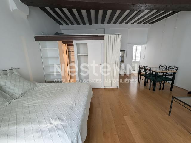 Appartement Paris 6 Studio pièce 38.44 m2 et 47.77 au sol