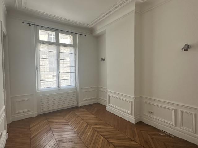 Appartement Paris 75008 43.34 m²