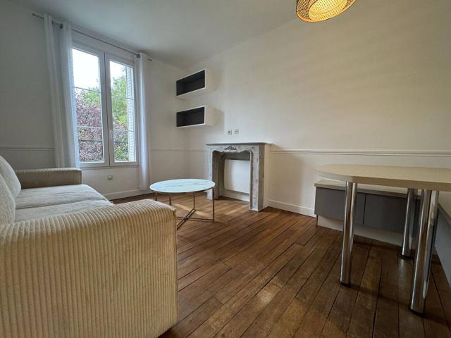 Appartement Paris 1 pièce s 26.80 m2