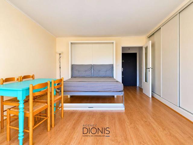 Appartement Paris 1 pièce s 29.89 m2