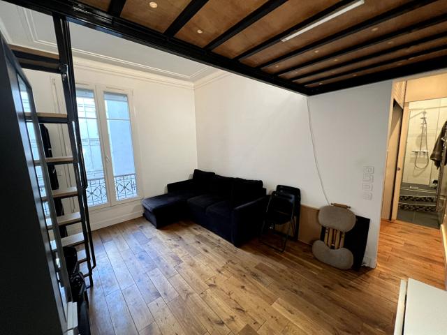 STUDIO MEUBLE 29.60 m2 PARIS 17e