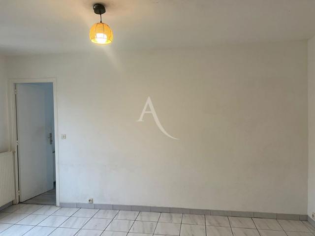 Appartement Paris 2 pi?e s 32.61 m2