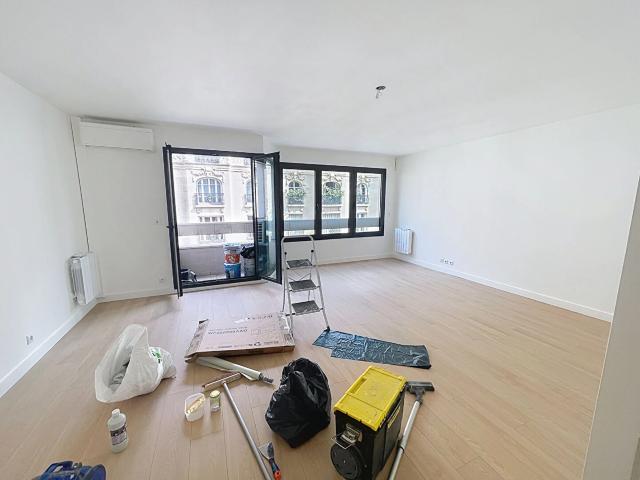 Appartement Paris 2 pièce s 70.58 m2 75016 PARIS Réf 12