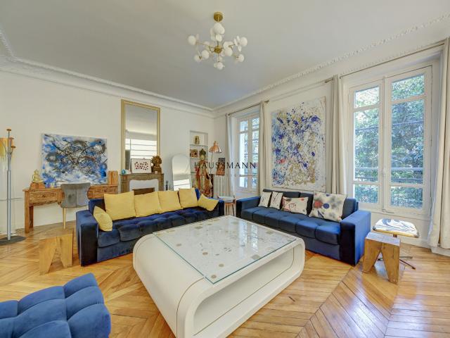 Appartement Paris VIII Eme