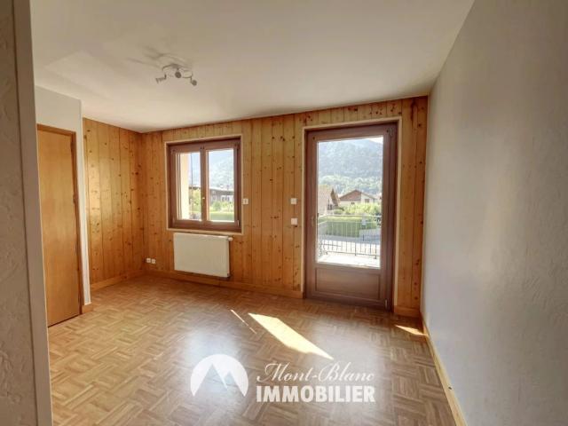 Appartement / Passy / 1 050 €