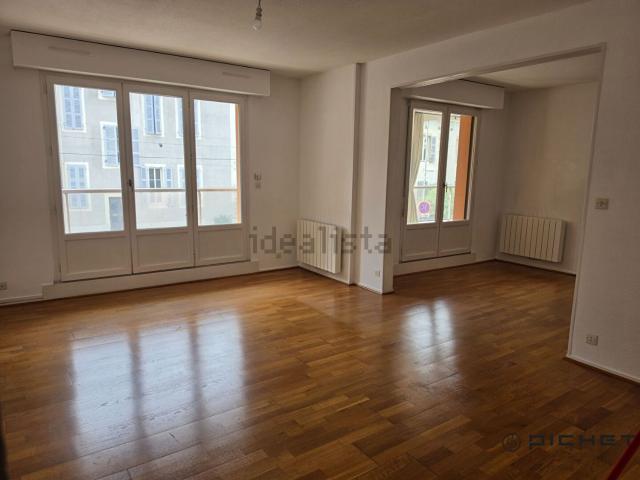 Appartement, Pau