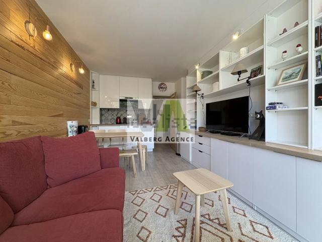 Appartement, Péone