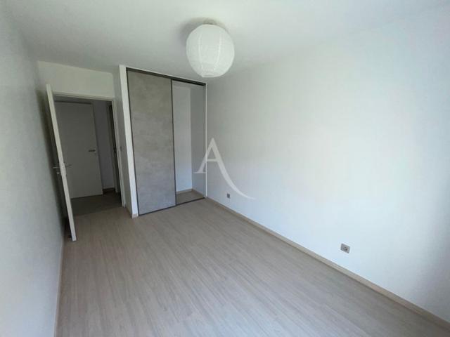 Appartement Peronnas 2 pièce s 54.43 m2