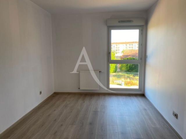 Appartement Peronnas 3 pièce s 64.31 m2