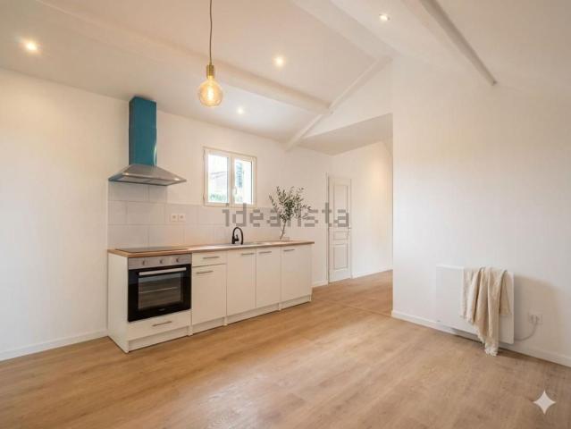 Appartement, Persan