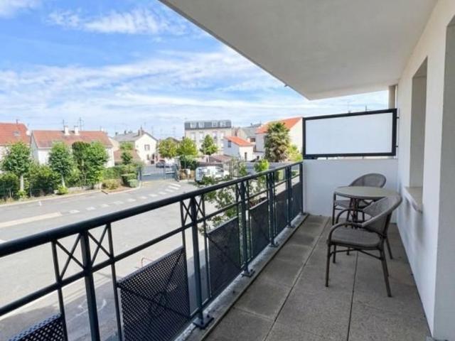 Appartement, Persan