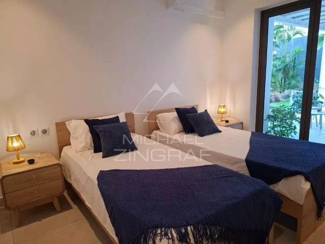 Appartement pieds dans l'eau avec vue panoramique sur l'océan – Pointe aux Canonniers