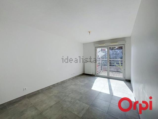 Appartement, Pierre Bénite