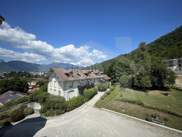 Appartement, Poisat