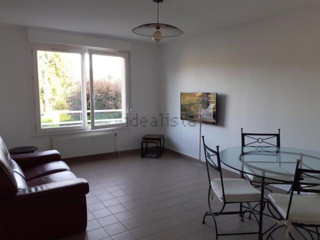 Appartement, Poule les Écharmeaux