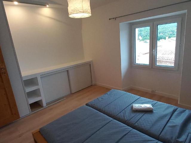 Appartement Pourrieres 2 pièce s 37.05 m2,Pourrieres 83910