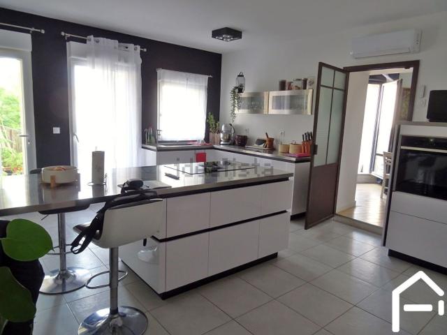 Appartement, Poussan