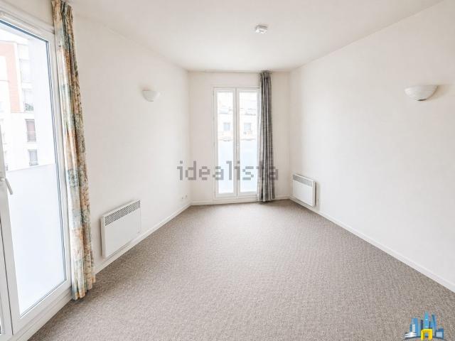 Appartement, Place des Fêtes, Paris