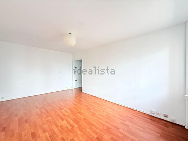 Appartement, Place des Fêtes, Paris