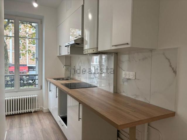 Appartement, Place des Fêtes, Paris