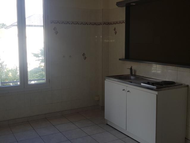 Appartement plain pieds NEUILLY PLAISANCE 2 pièce s 41,45 m²