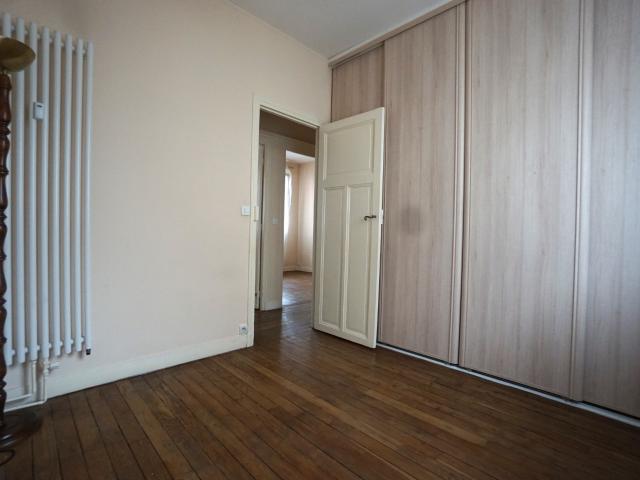 APPARTEMENT PLEIN CENTRE
