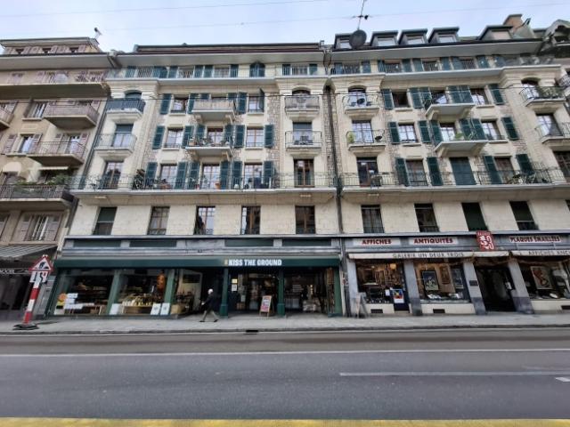 Appartement plein de charme, Rue des Eaux Vives