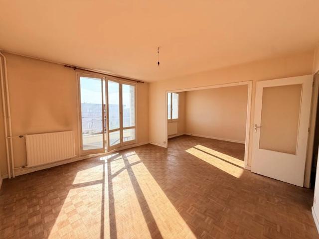 Appartement proche Centre Ville avec garage