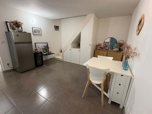 Appartement proche arènes
