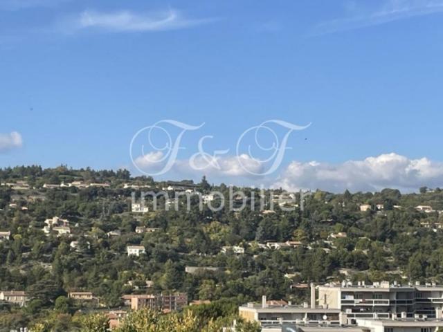 Appartement proche du centr ville avec ascenseur et cave