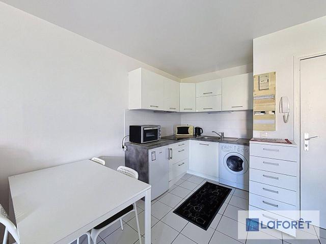 Appartement Prevessin Moens 1 pièce s 33.54 m2