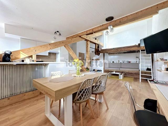 Appartement, Prévessin Moëns